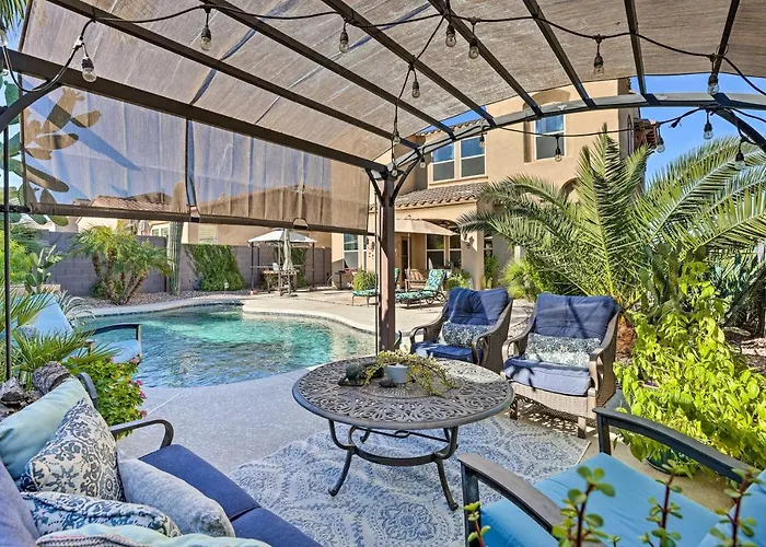 Game Room, Serene Backyard! Luxe Goodyear *